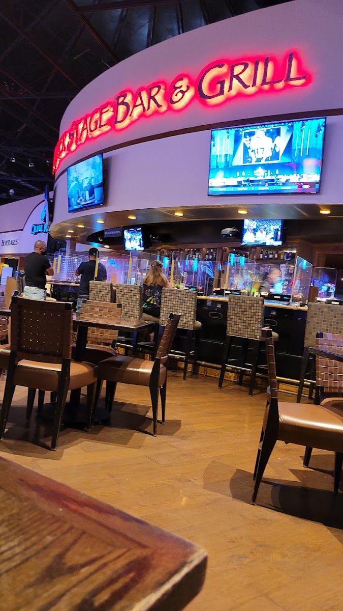 Center Stage Bar & Grill