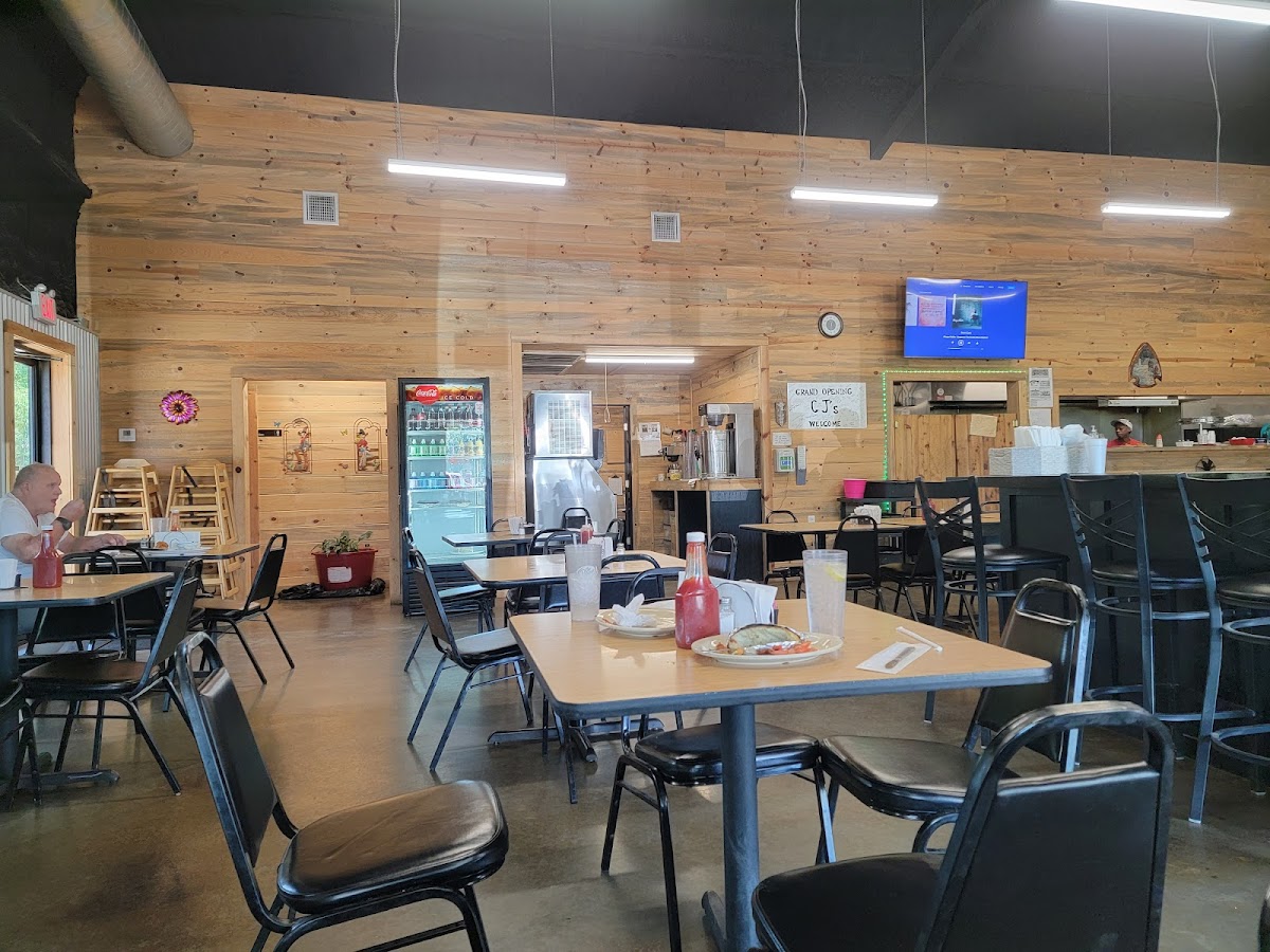 CJ's Cafe Photo 4