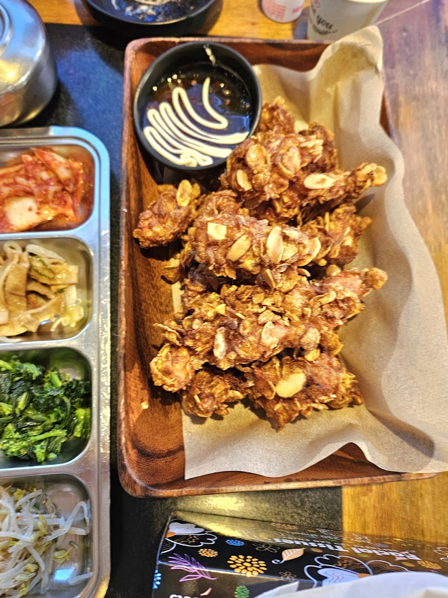 친구 알바니 Friends Korean Restaurant Photo 9
