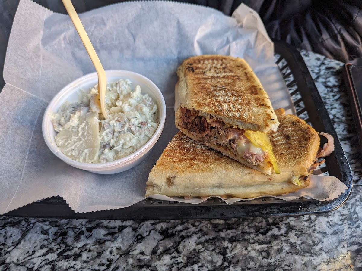 Smoky Mountain Sub Shop by Sandwich Mamas Photo 7