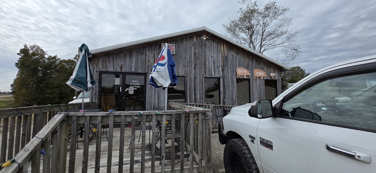 Chief & Snoogie's Hickory Pit Photo 3
