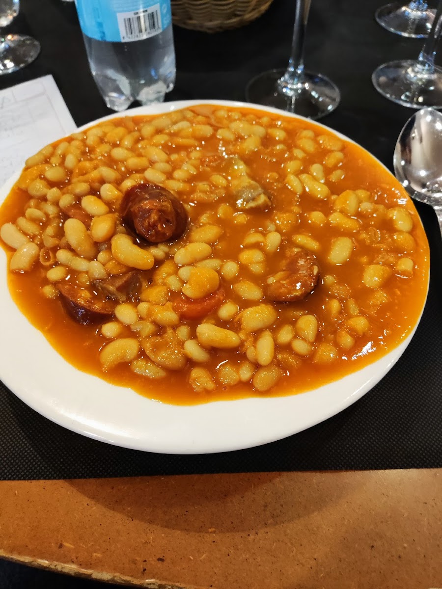 RESTAURANTE CENTRO GALLEGO VITORIA Photo 4
