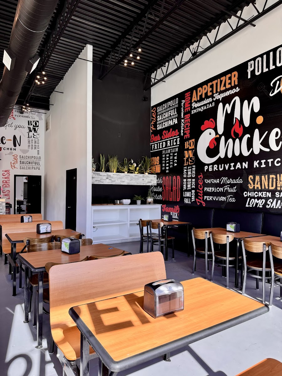 Mr. Chicken peruvian restaurant Photo 10