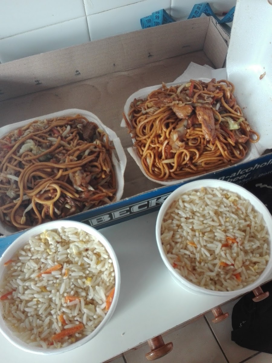 Mr Foo Chinese & Thai Take Out Photo 8