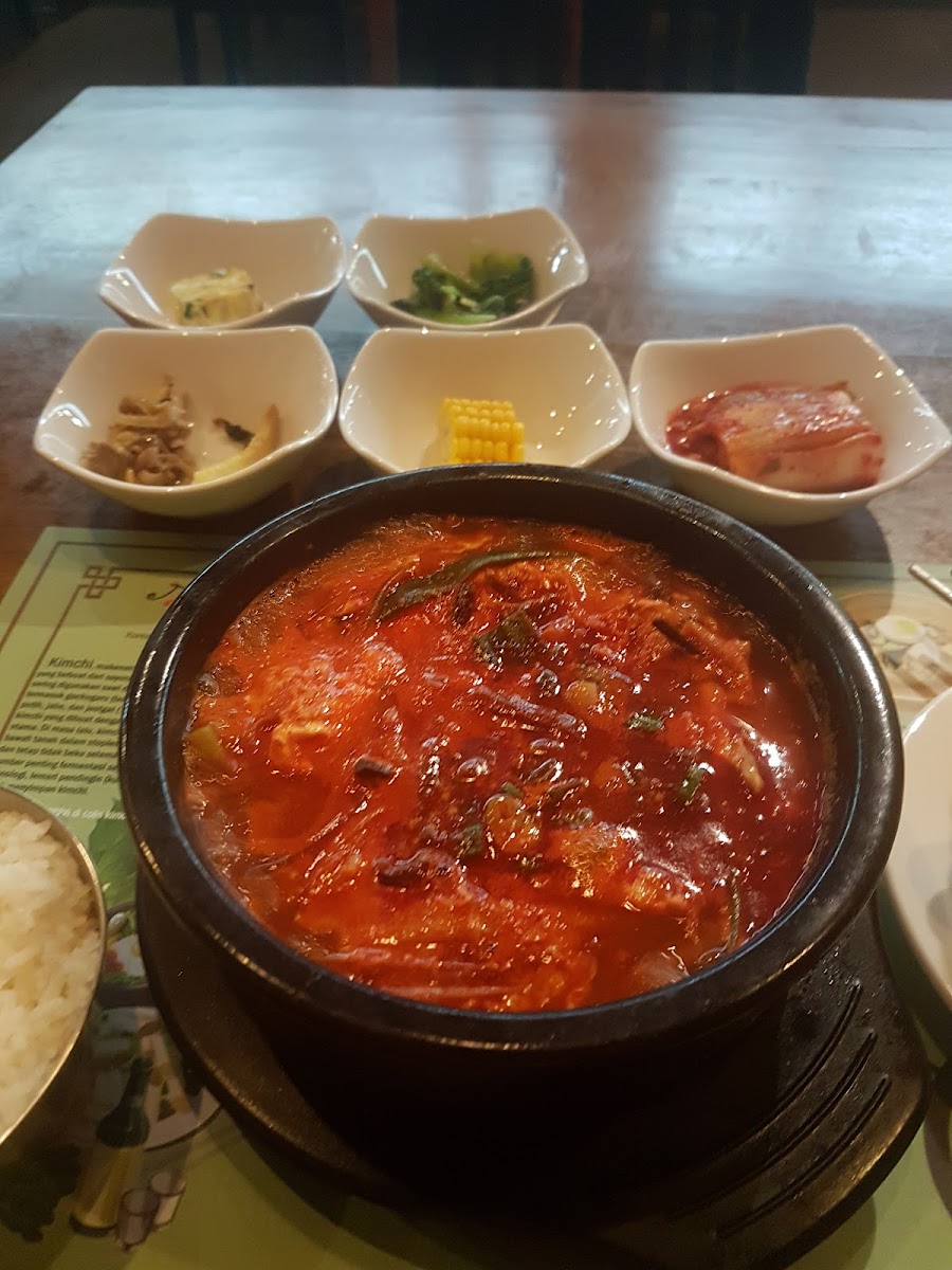 iLLua Korean BBQ Restaurant 일루와 Photo 8