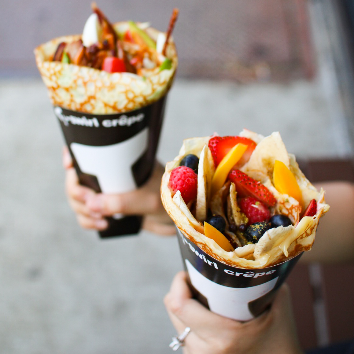 T-Swirl Crepe Photo 5