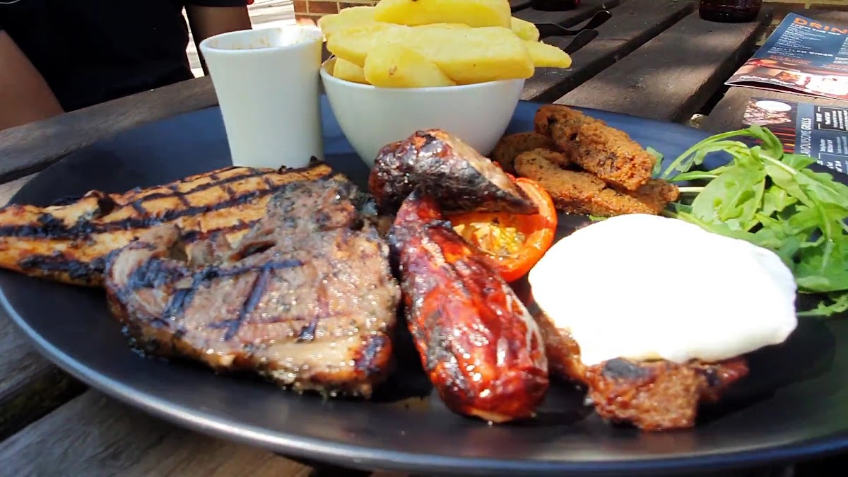 The Lydiard Beefeater Photo 2