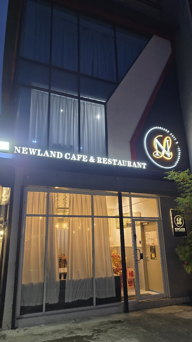 Newland Cafe & Restaurant