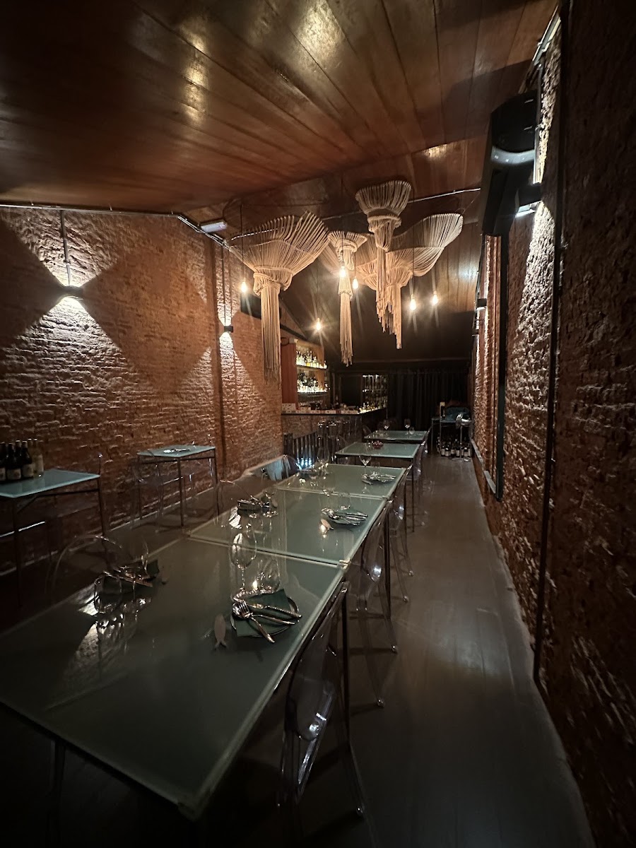 JUJU Restaurant Lounge
