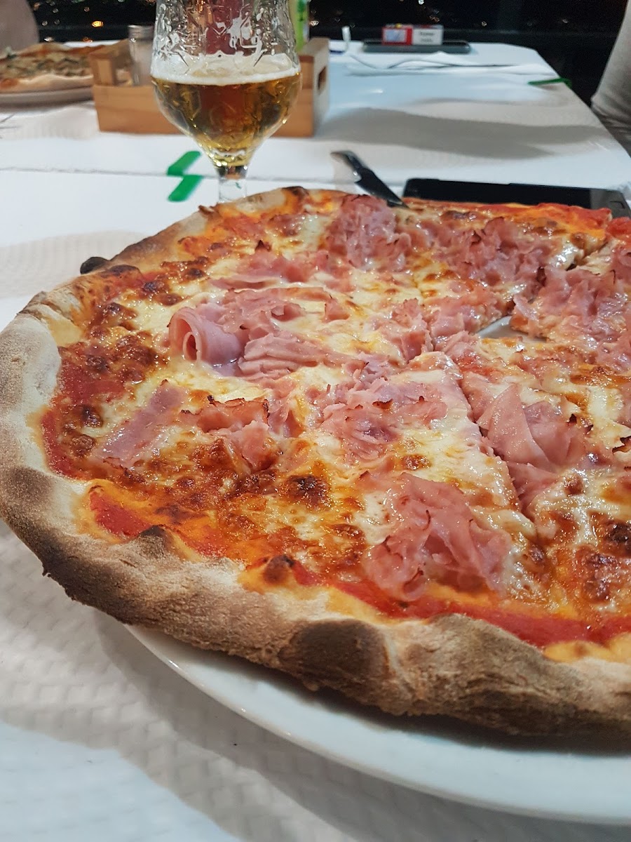 Pizzeria Vistamare Photo 10