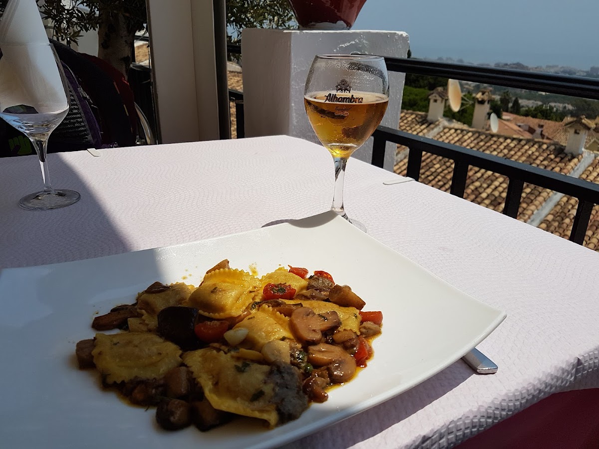 Pizzeria Vistamare Photo 9