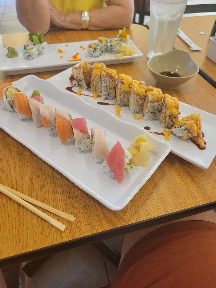Okini Sushi Bar Photo 6