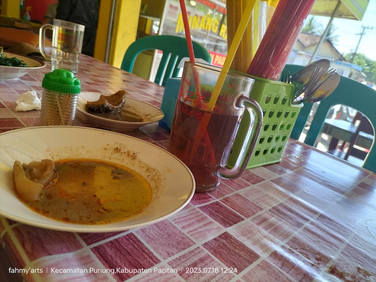 Rumah makan padang minang raya blirok. Photo 5