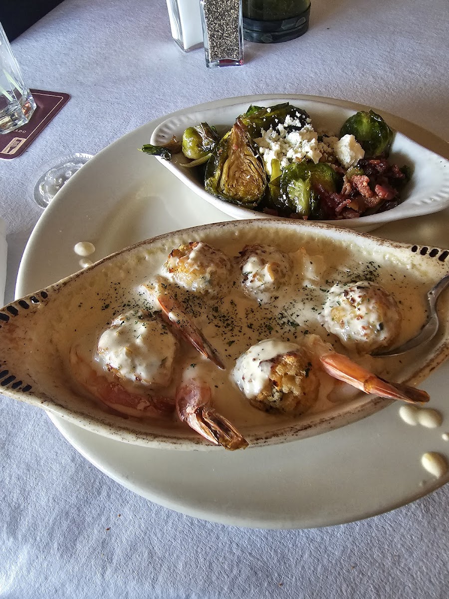 Anton's Restaurant Photo 5