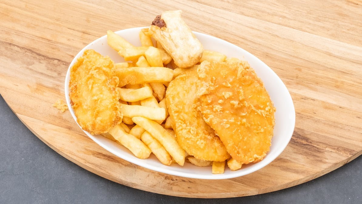 Pier 50 Fish & Chippery Photo 9