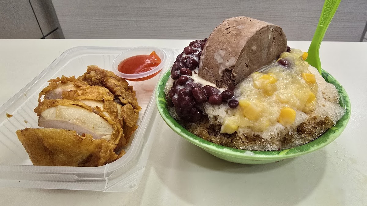 Happy Land Cafeteria Photo 3