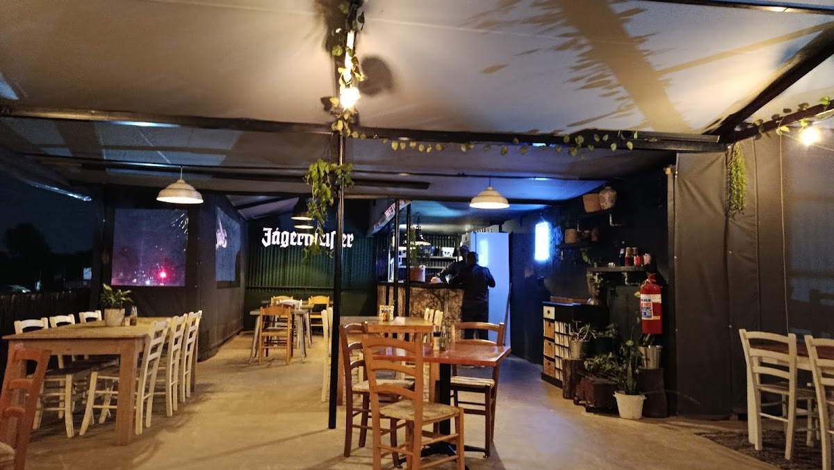 Taru Restobar