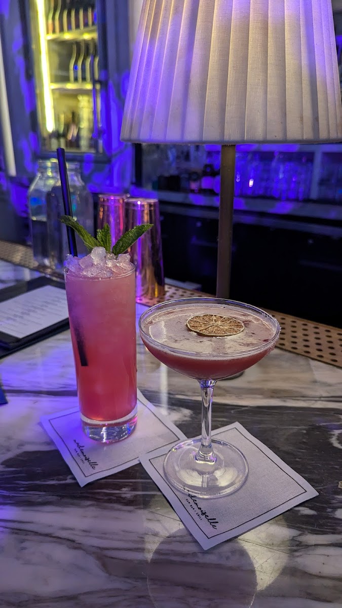 Mademoiselle Raw Bar + Grill Photo 5