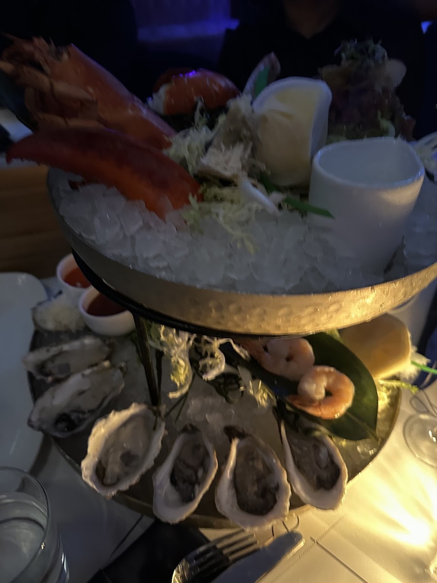 Mademoiselle Raw Bar + Grill Photo 6