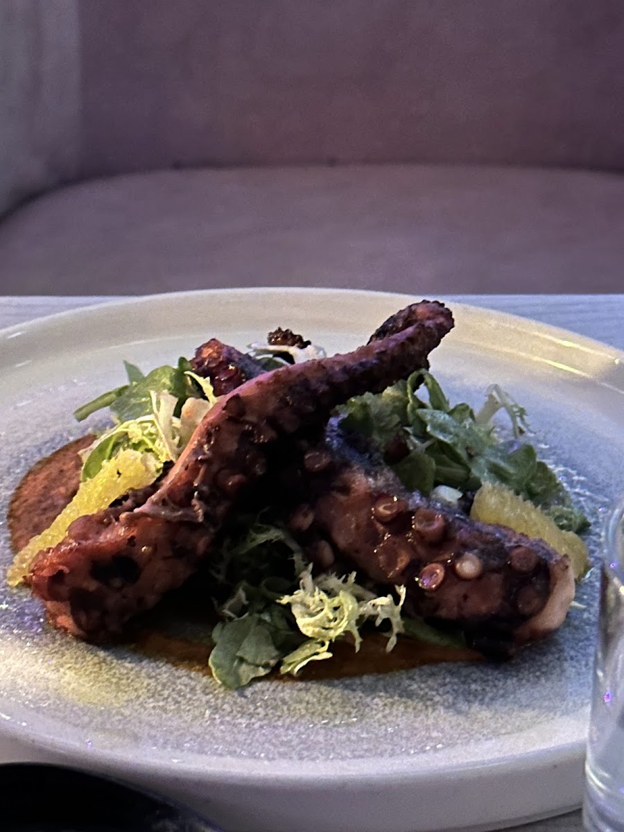 Mademoiselle Raw Bar + Grill Photo 7