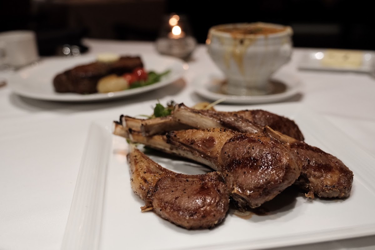 Bugatti's Steak and Pasta Photo 7