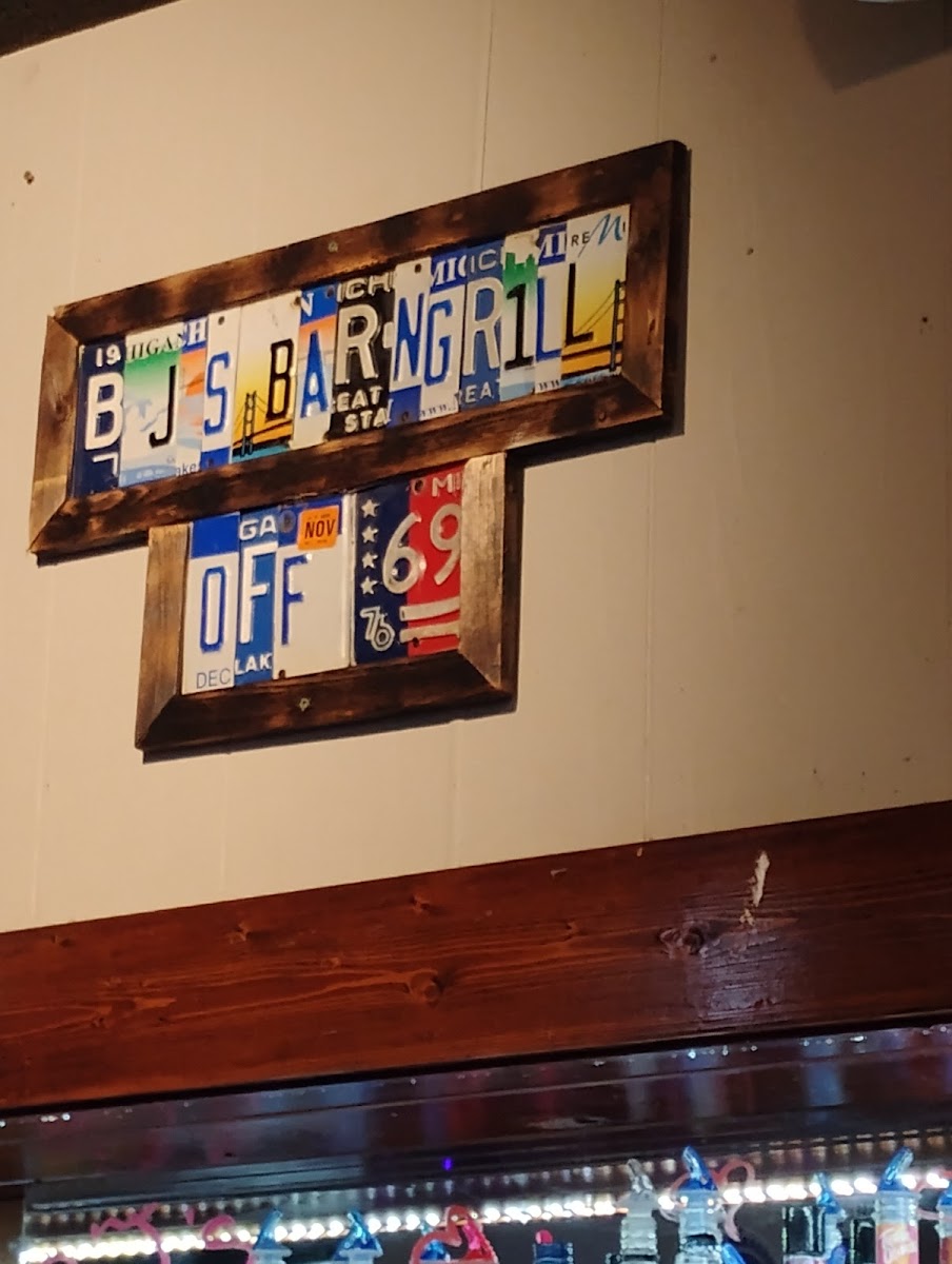 BJ’s BAR & GRILL Photo 3