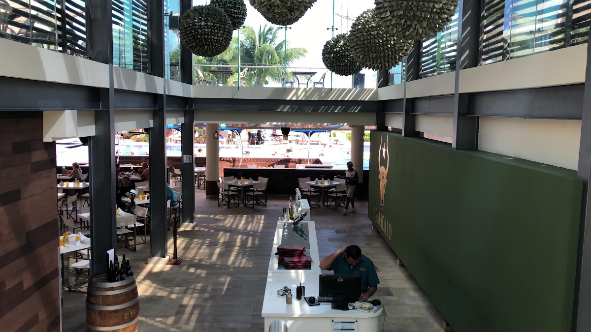 Armadillo Restaurant at Royalton Riviera Cancun Photo 2