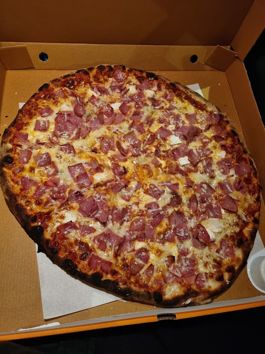 EATaliano Pizzeria Photo 8