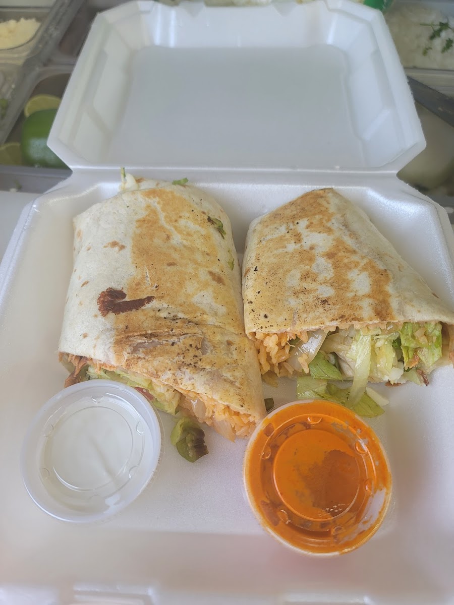 The Happy Taco (Truck) Photo 3