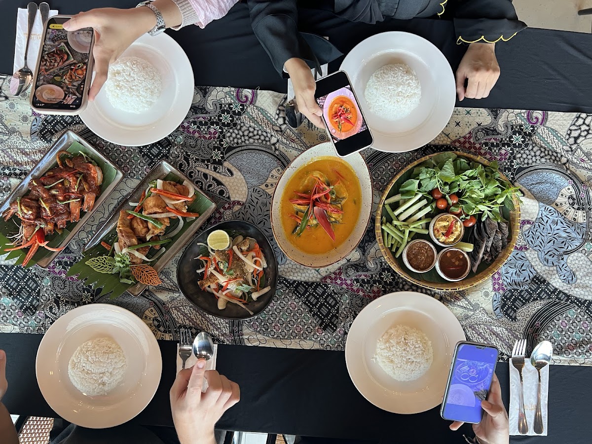 Restoran Tun Teja • Kuantan Photo 4