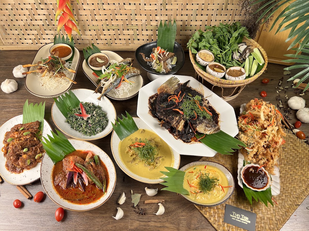 Restoran Tun Teja • Kuantan Photo 9