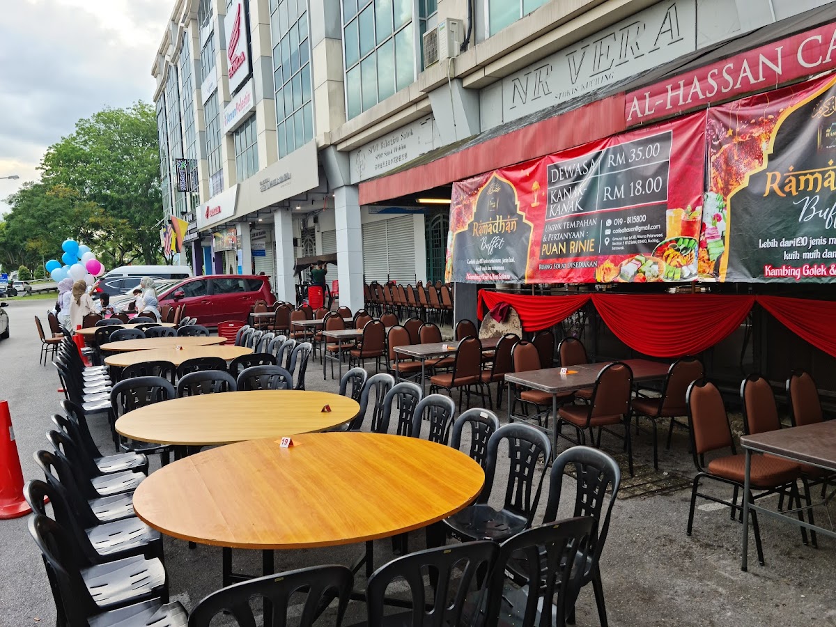 Al-Hassan Cafe Photo 4