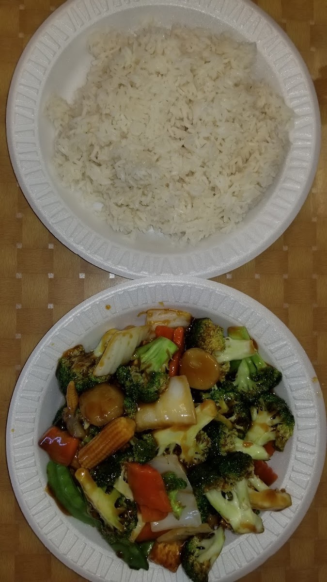 Asian Restaurant Photo 6