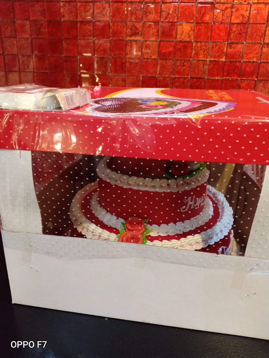 Mer-nel’s Cake House Photo 6