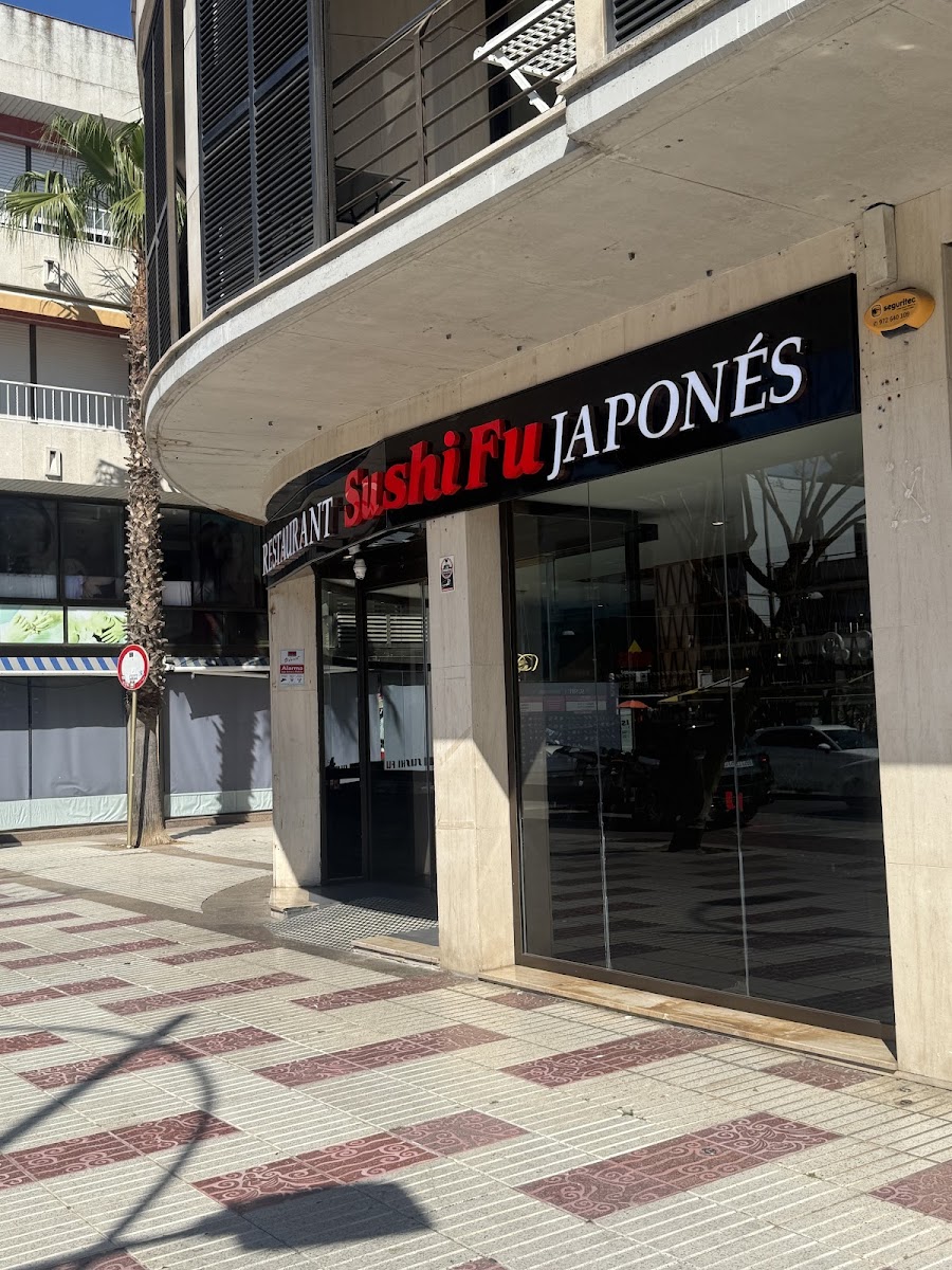 Sushi fu japones Photo 3