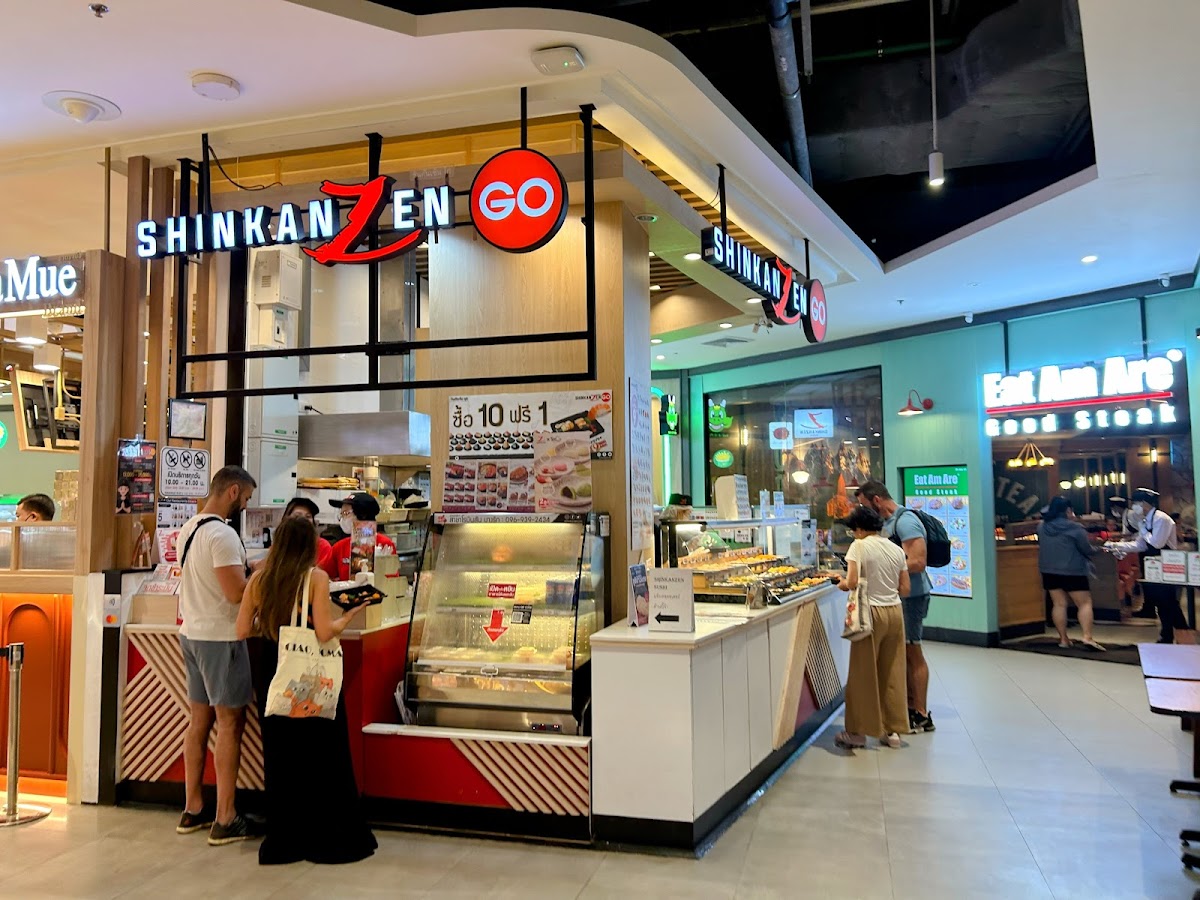 Shinkanzen Sushi Go Central Bangrak Photo 2