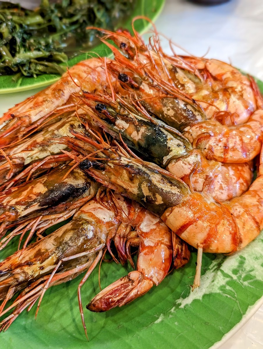 Ratu Gurih Seafood Market & Resto Photo 8