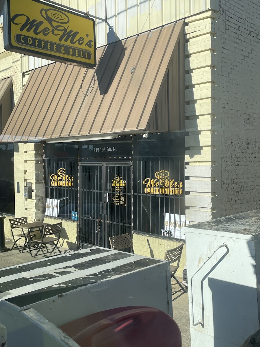 Meme's Coffee Deli Photo 3