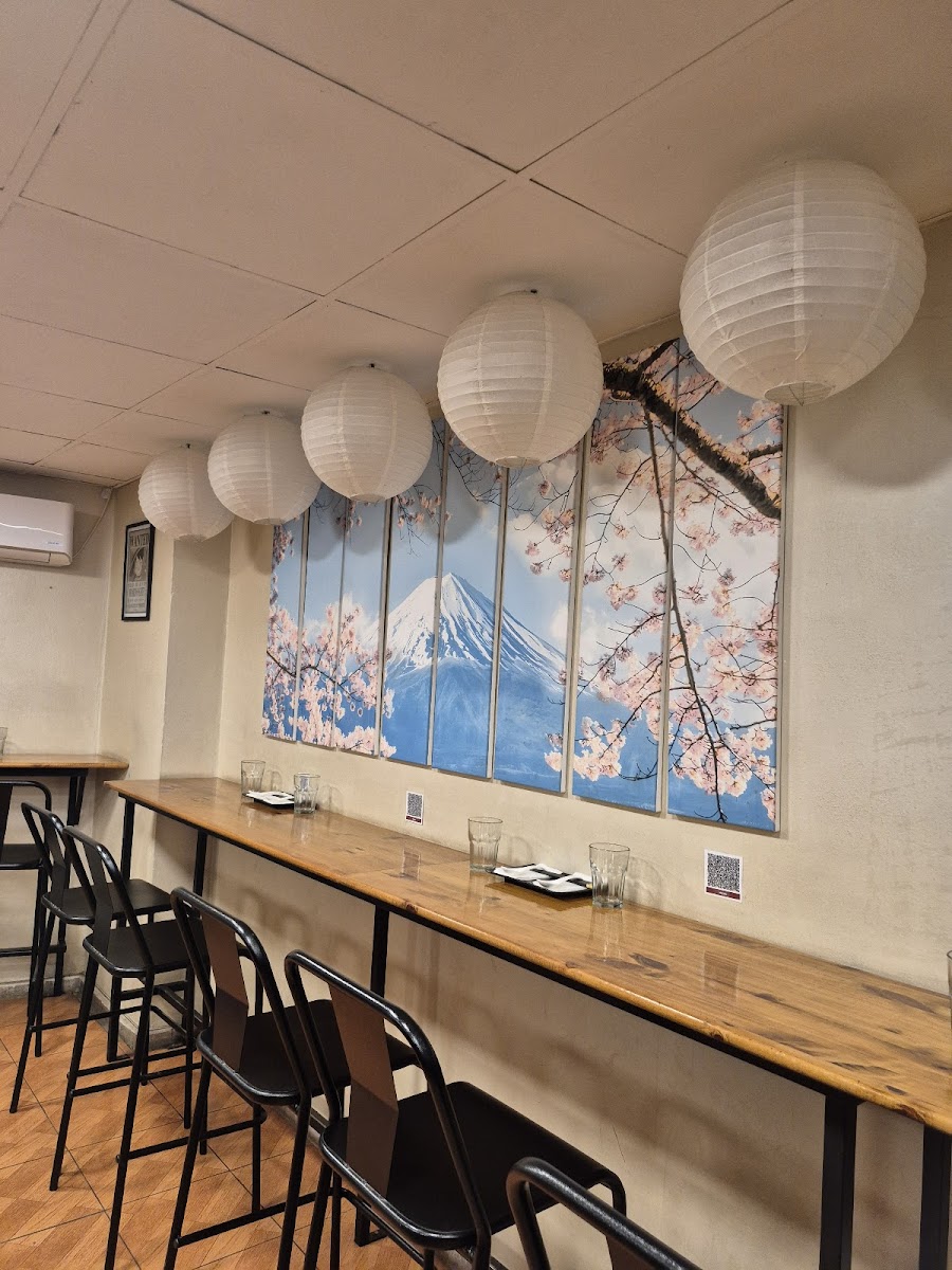 RAMEN FACTORY – 食べて冷やす