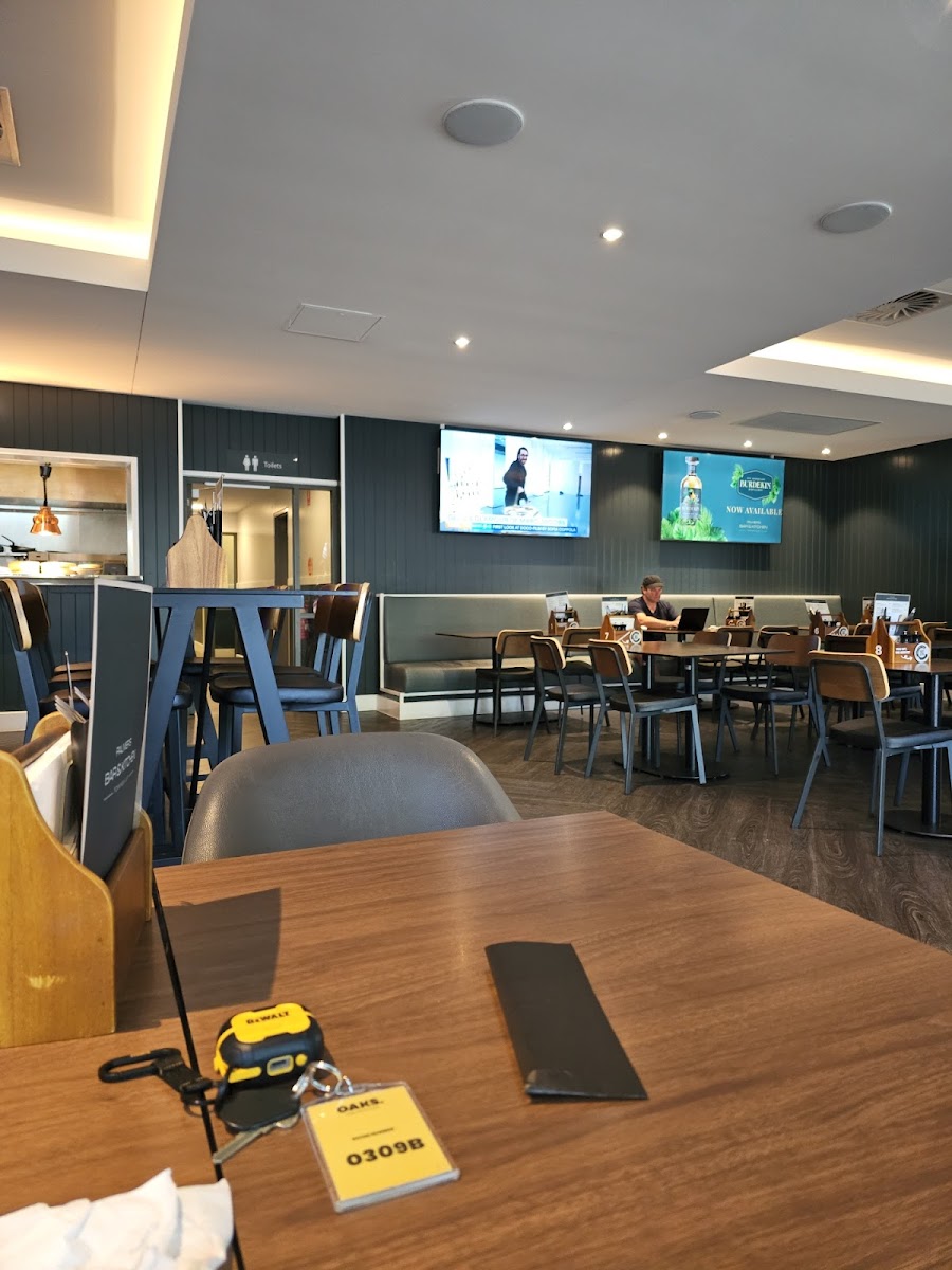 Palmer's Bar and Kitchen Photo 4