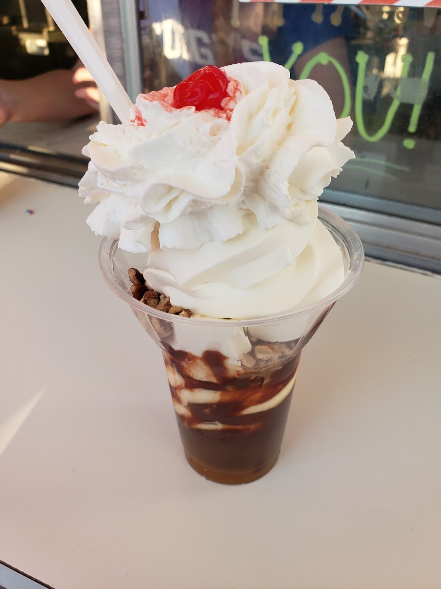 Fudgy’s Ice Cream Photo 6