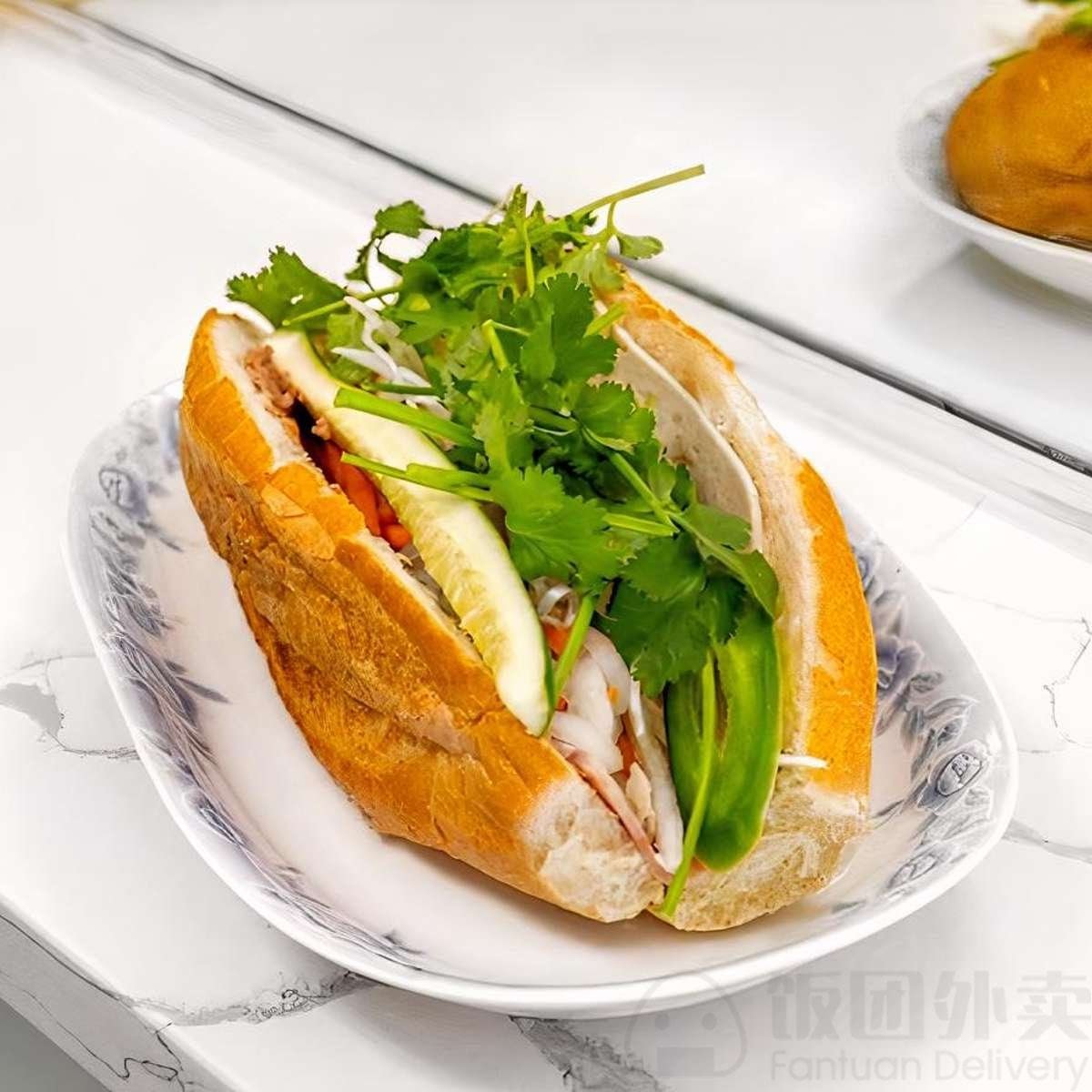 DP Saigon Subs Photo 4