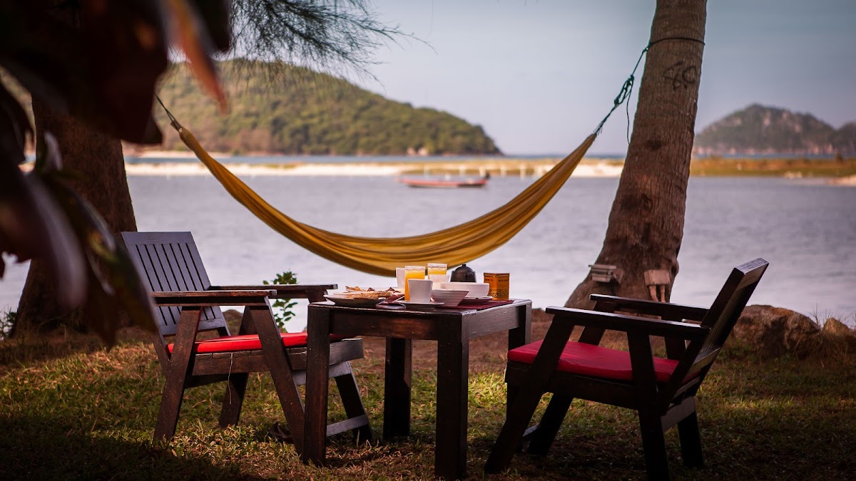 Baan Manali Beach Café
