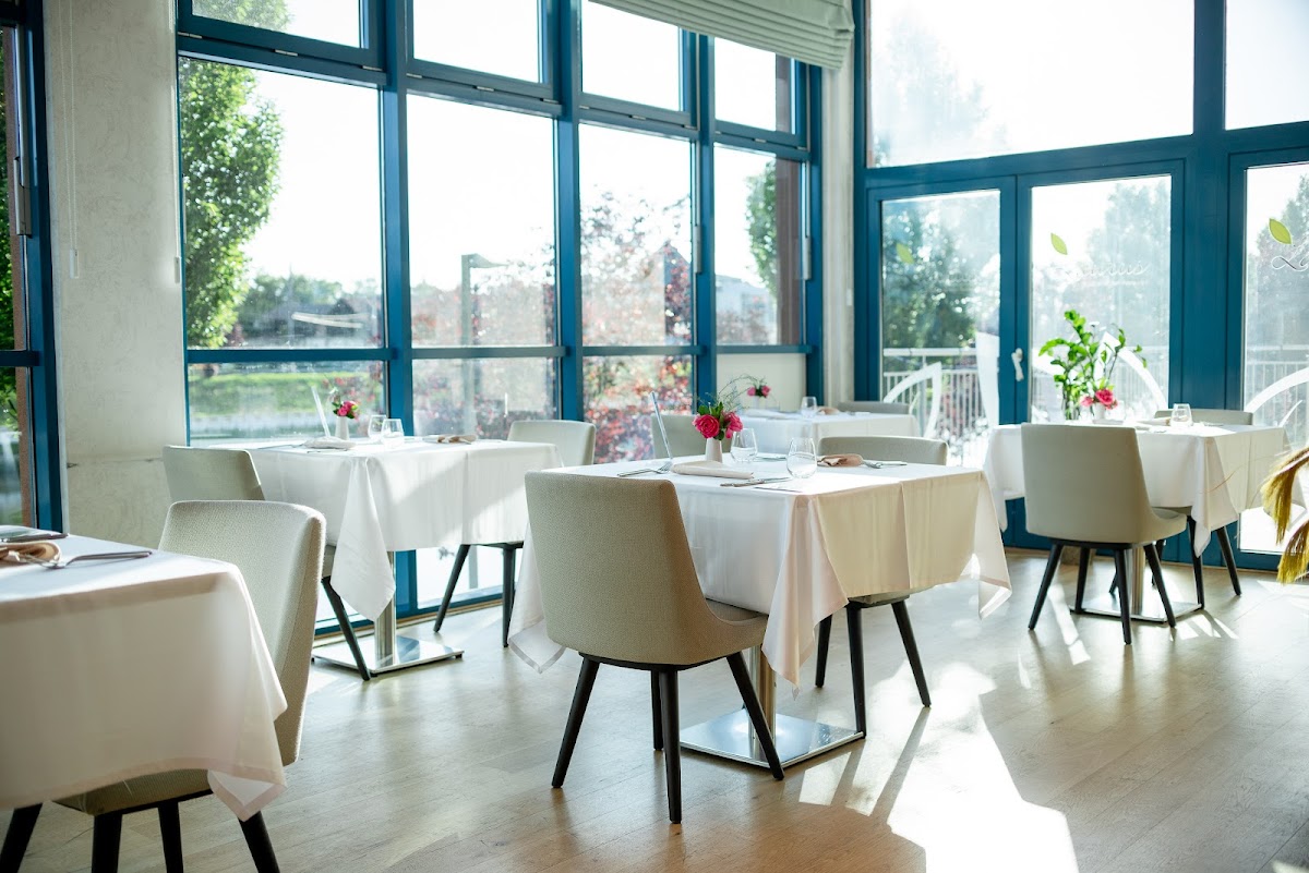 Laurus Mediterranean Restaurant