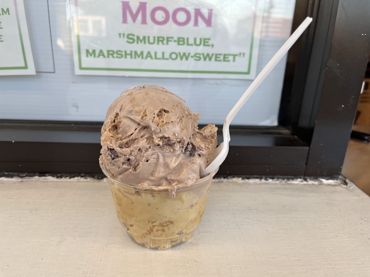 Maria's Tasty Delights Photo 2
