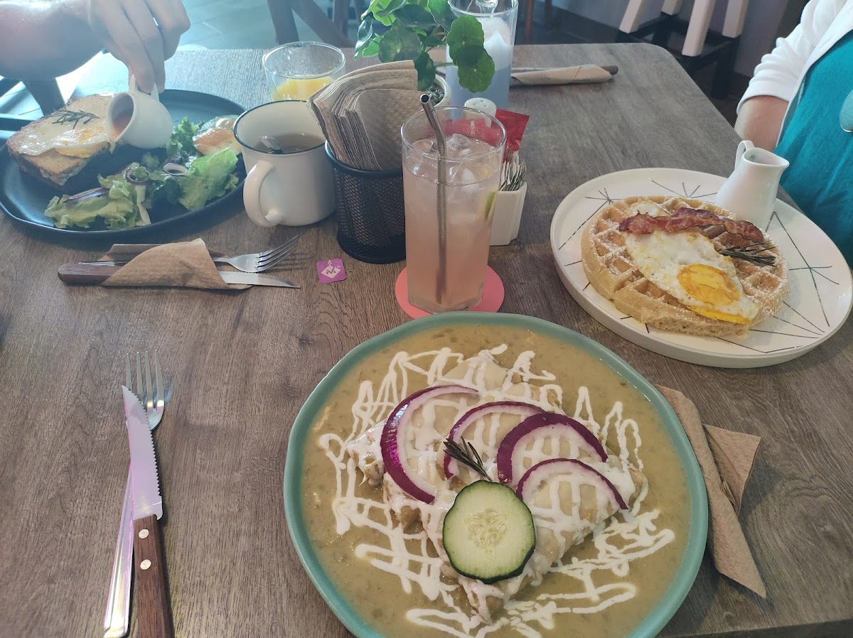 Helena Café & Bistro Photo 10