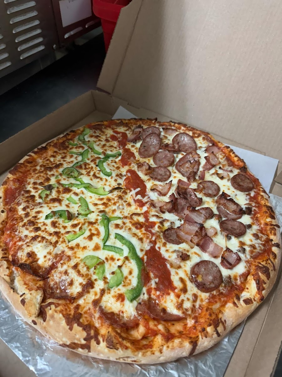 Mama Dee's Pizzeria Photo 2