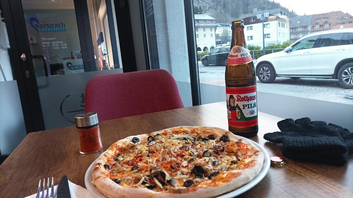 Bist Kebaphaus & Pizzeria Photo 4