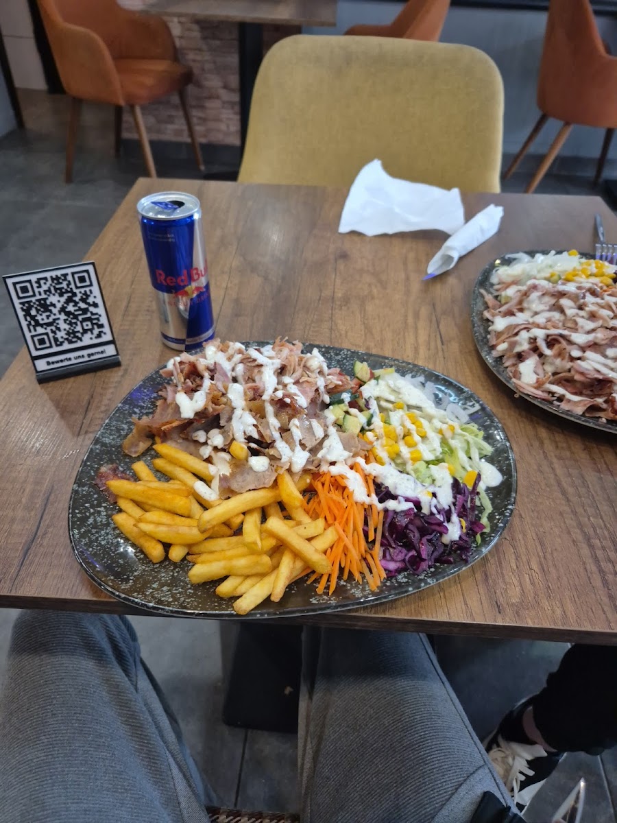 Bist Kebaphaus & Pizzeria Photo 8