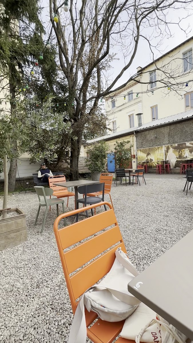 Café Lumière Photo 2